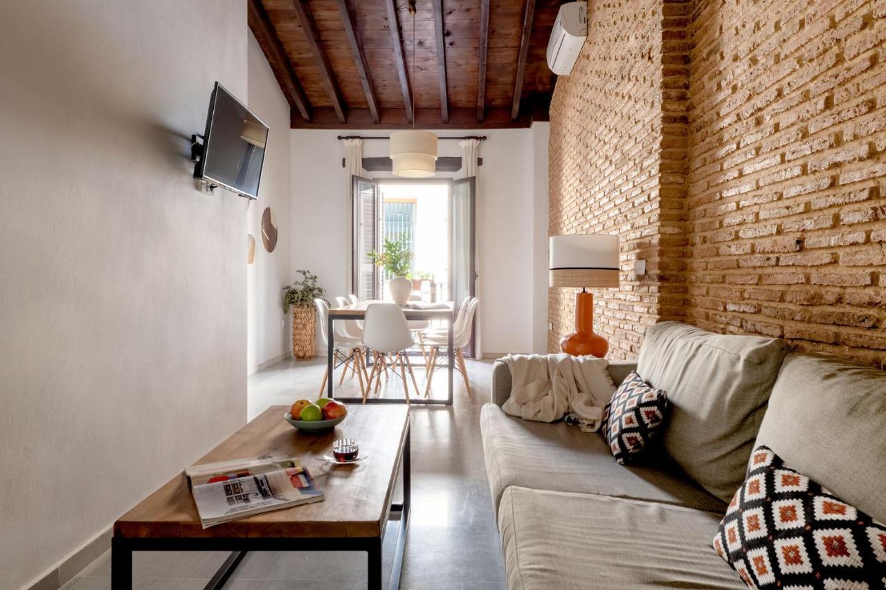 Triana Boutique By Hommyhome Apartment *